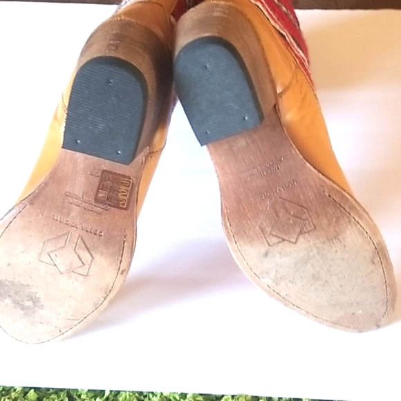 COBRA SOCIETY Navaho  Indian Wool RED Blanket Golden LEATHER Western Boots 7 EUC - Picture 8 of 15